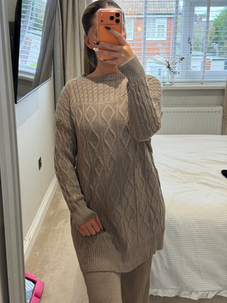 Maya Knit