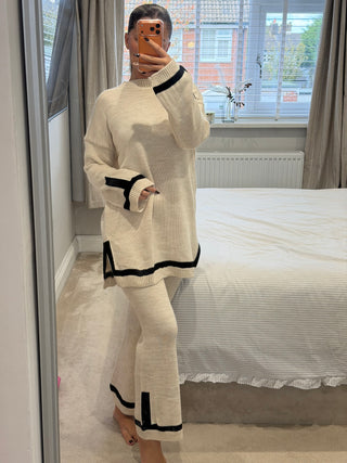 Dina Knit