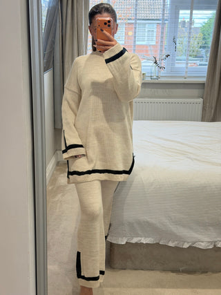 Dina Knit
