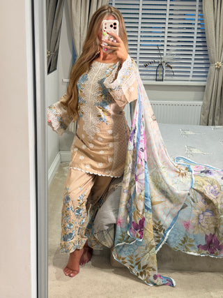 Karma Floral Creme x