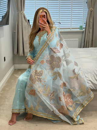 Naila Blue Luxe