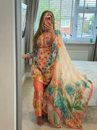 Bloom in Peach