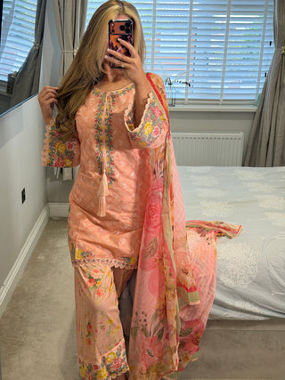 Karma Apricot