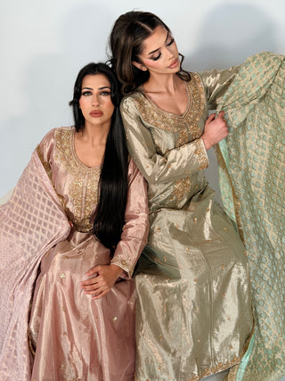 Royale Emaan Pink