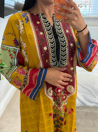 Amali Edit Mustard x