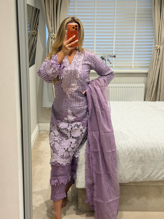 Maria Lilac x