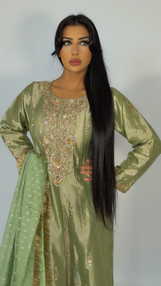 Royale Noor Olive