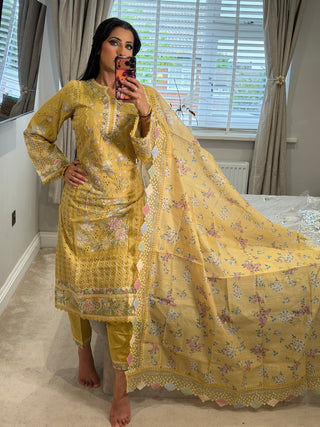 Ivana Yellow