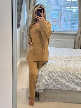 Away Set Camel