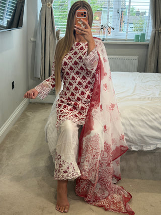Tammy Red x
