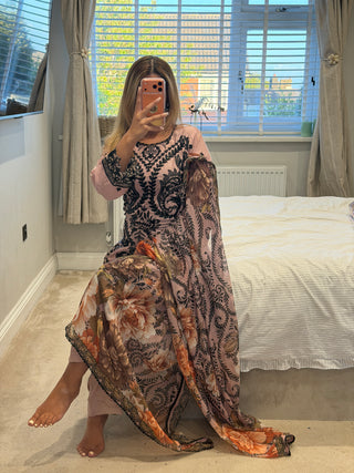 Esra Blush x