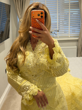 Maria Yellow x