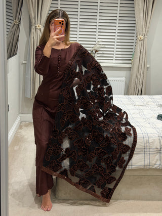 Brown Rose x
