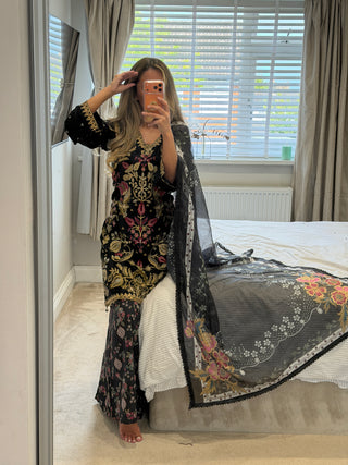Khadi Print Black x