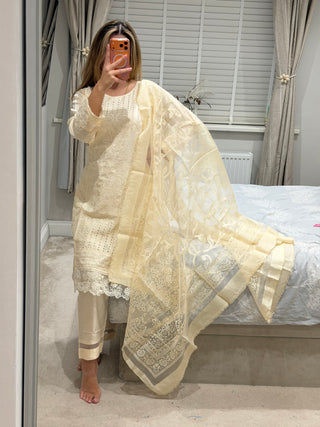 Ultimate Classic Cream