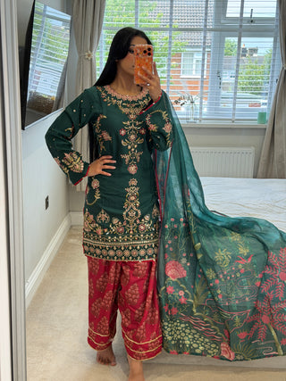 Elaya Emerald x
