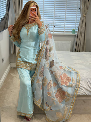 Naila Blue Luxe