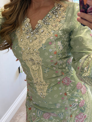 Ivana Mint