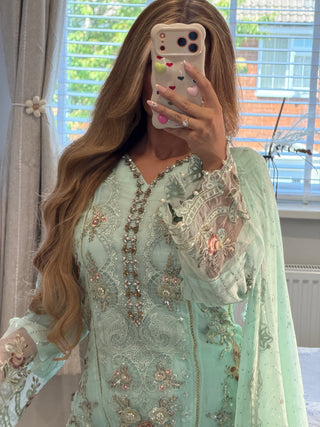 Amelle Mint