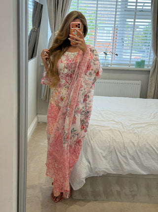 Daisy Pink x