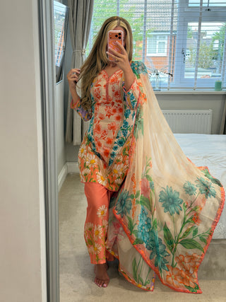 Bloom in Peach