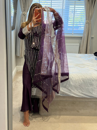 Plum x