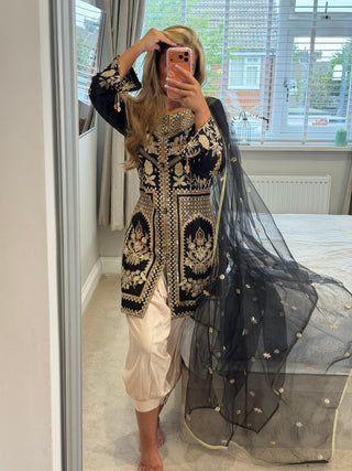 Inara Black