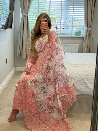 Daisy Pink x