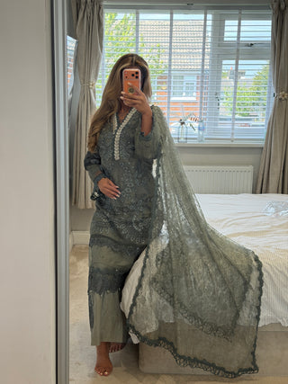 Maria Khaki Lace x
