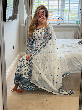 Daisy Dream Blue