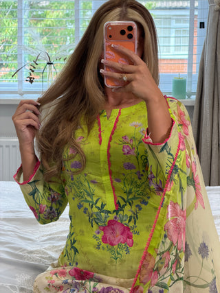 Bloom In Green