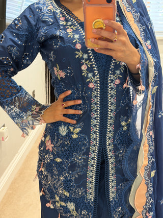 Luxury Blossom x