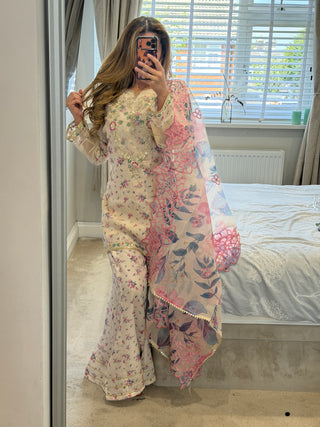 Minaal Pink