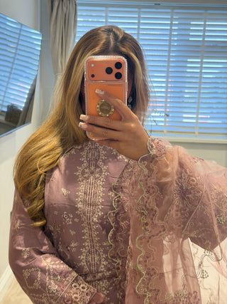 Lilac Luxe x