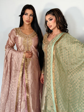 Royale Emaan Pink