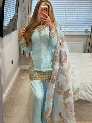 Naila Blue Luxe