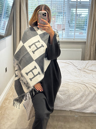 Maxi Scarf Collection