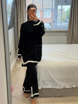 Dina Knit