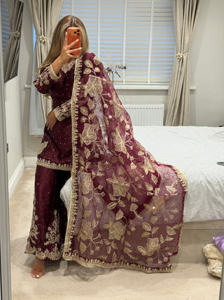 Duaa Maroon x
