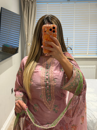 Pastel Edit Pink x