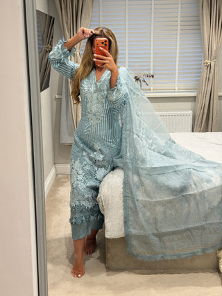 Maria Blue  x
