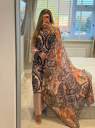 Esra Blush x
