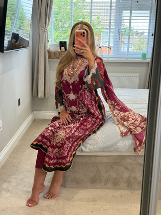 Maira Kaftan Maroon