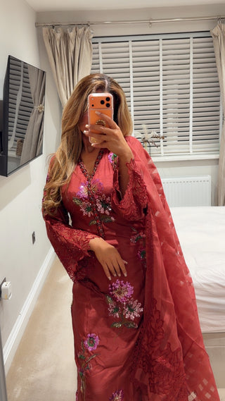 LUXE Maria Red Flora x