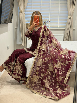Duaa Maroon x