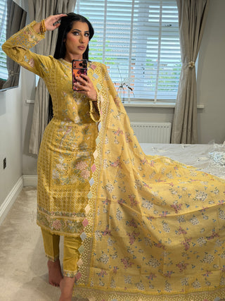 Ivana Yellow