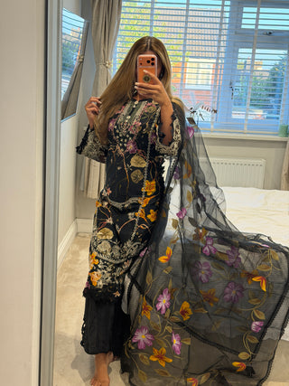Noir Blossom x