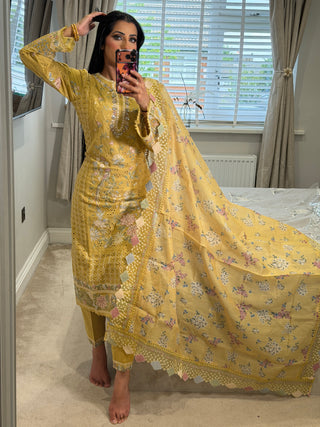 Ivana Yellow