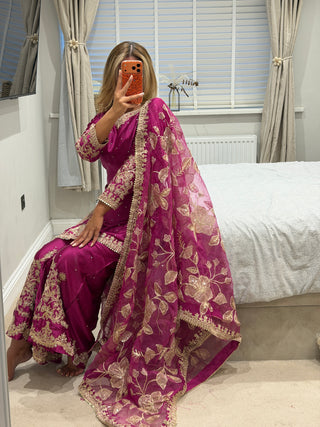 Duaa Pink x