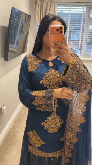 Anam Luxe Blue x